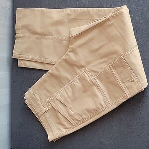 Madewell Garment Dyed '90s Straight Leg Cargo Pant Size 32 in Sand Dune- NWOT